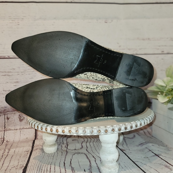 Marc Fisher MLYALE Women's Cream & Gray Snakeskin Leather Ankle Bootie Size 7.5M - Picture 10 of 12